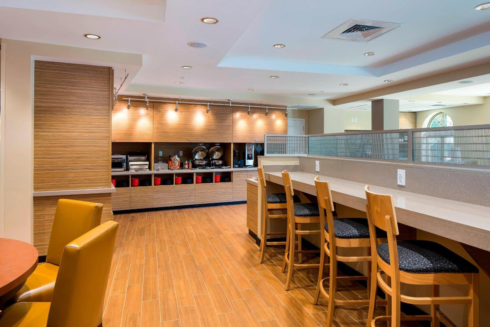 Towneplace Suites By Marriott Fort Myers Estero Exteriör bild