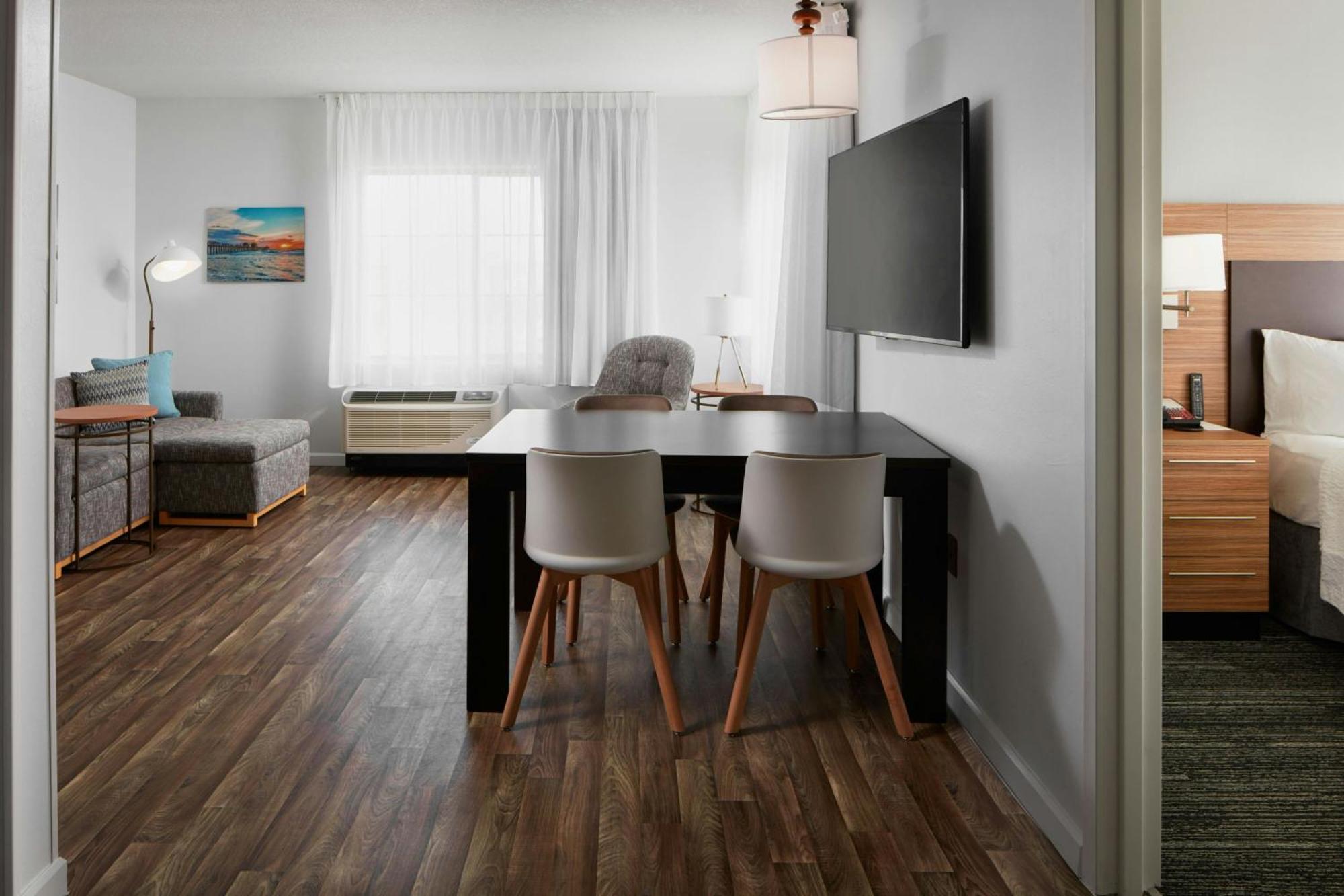 Towneplace Suites By Marriott Fort Myers Estero Exteriör bild